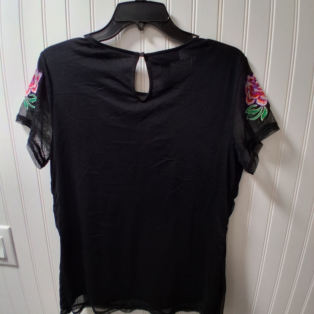 Floral Embroidered Black Top - Picture 5 of 16